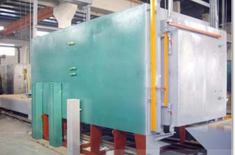 熱風(fēng)式回轉(zhuǎn)支承臺(tái)車(chē)爐